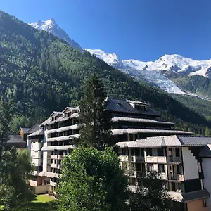 Centre