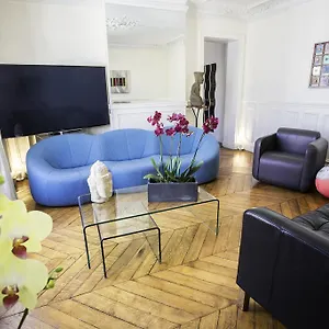 Luxury In Center - Louvre Museum Apartment Paris